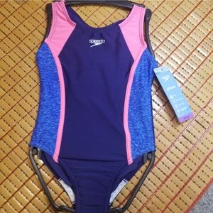 Speedo girls swimsuit 5/6t nwt